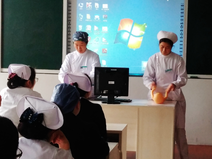 妇联母儿保健知识讲座让准妈妈们无忧