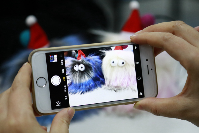 院工会妇联开展亲子手工制作活动