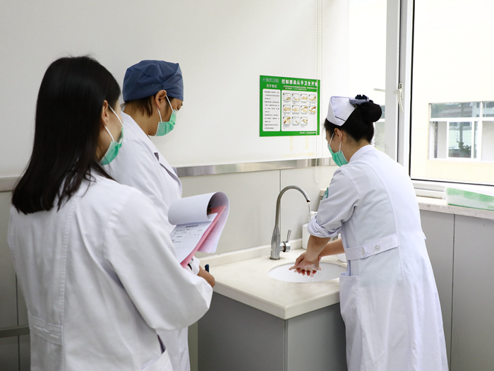 我院开展手卫生宣传周活动 