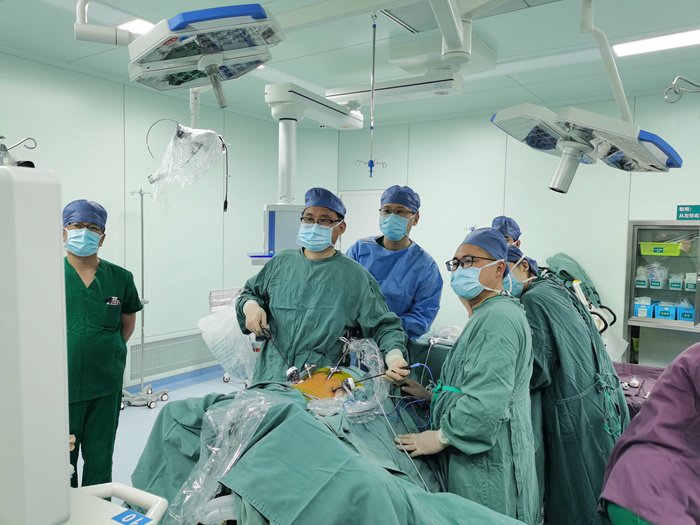 医路先行 专家下基层