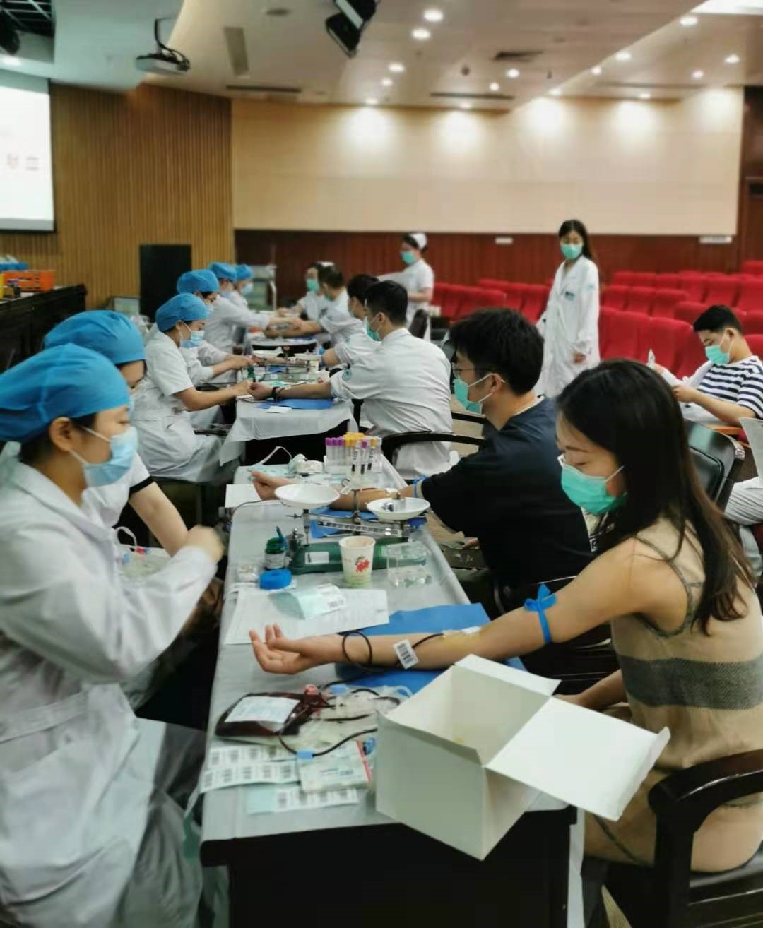 172人，无偿献血47830毫升！二院人用爱为生命续航