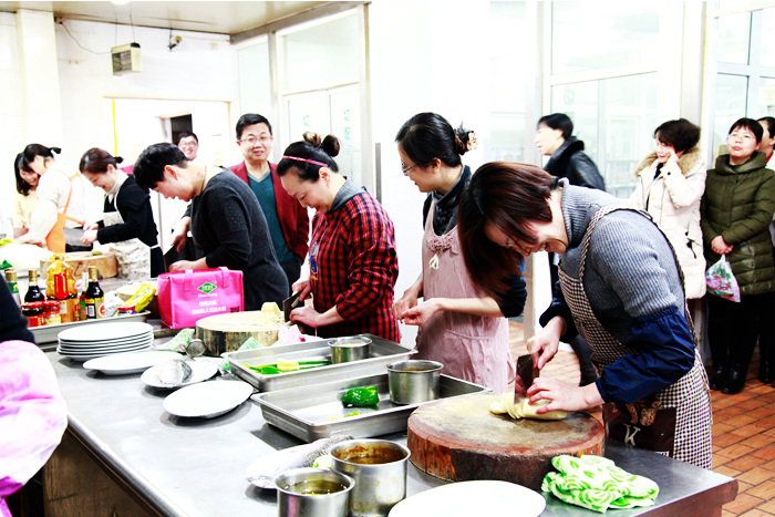 女工委举行庆“三八”女职工厨艺大赛（2015.03.12）